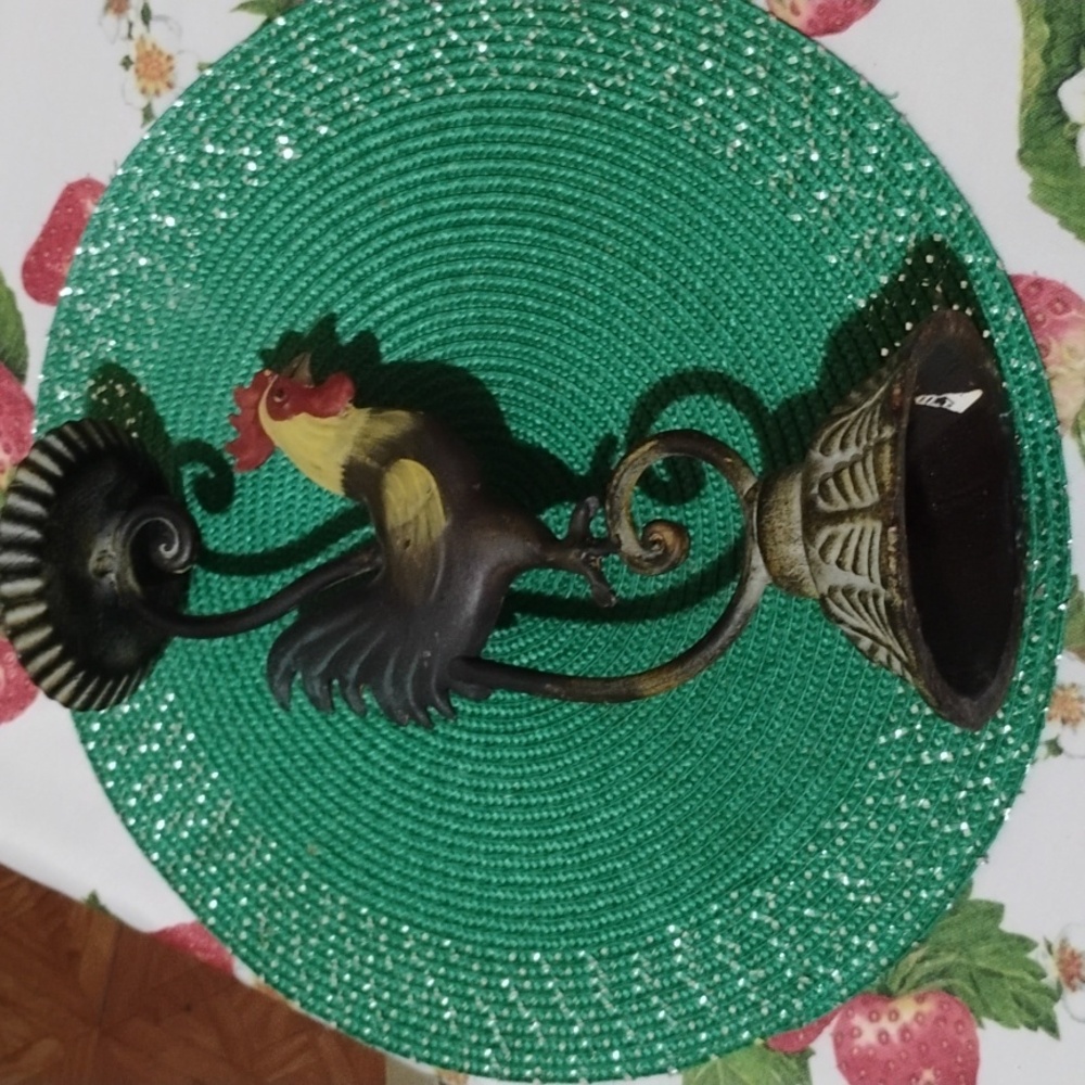 COLLECTIBLE CAST IRON RUSTIC ROOSTER CANDLE WAX HOLDER - Picture 8 of 8